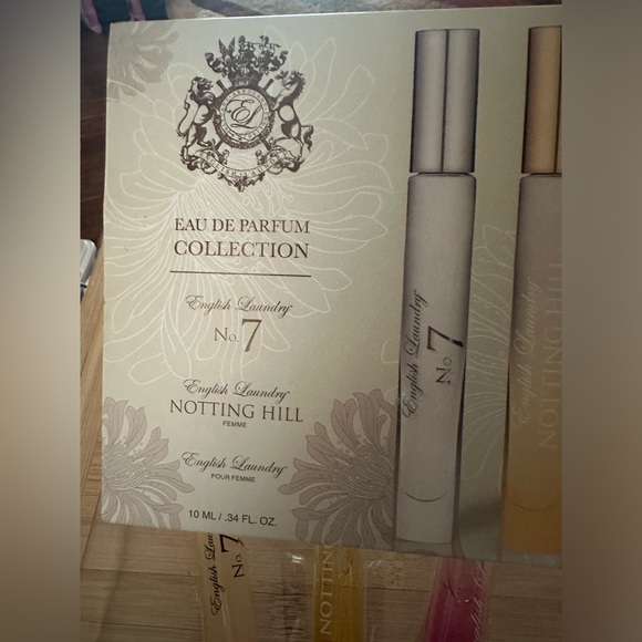 Comes with the box - #7, Notting Hill, and English Laundry - Picture 9 of 15